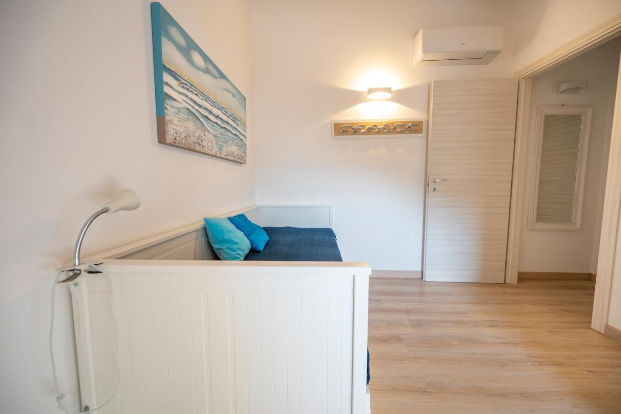 Luci Apartment Sea Beach أفولا المظهر الخارجي الصورة