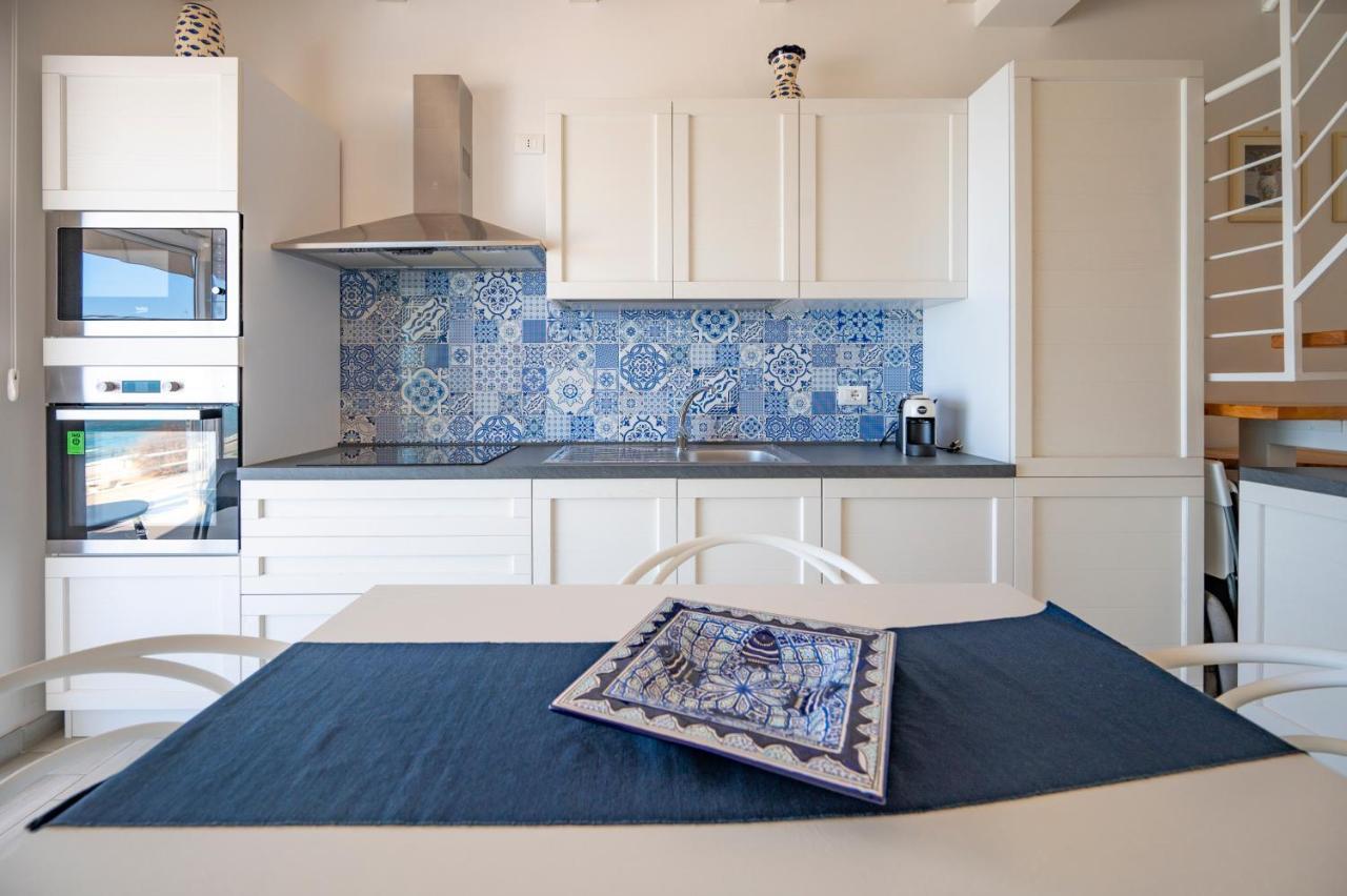 Luci Apartment Sea Beach أفولا المظهر الخارجي الصورة