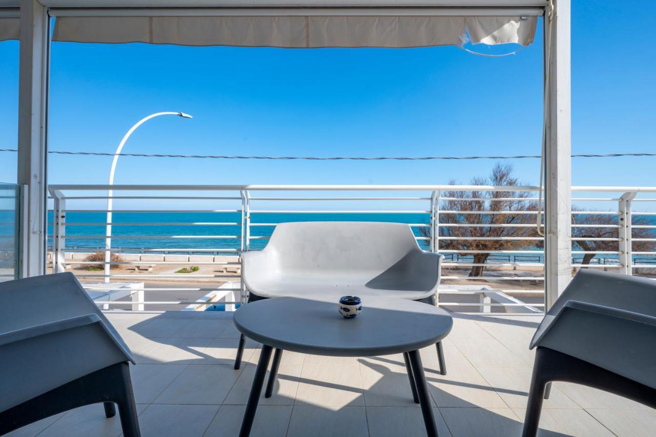 Luci Apartment Sea Beach أفولا المظهر الخارجي الصورة